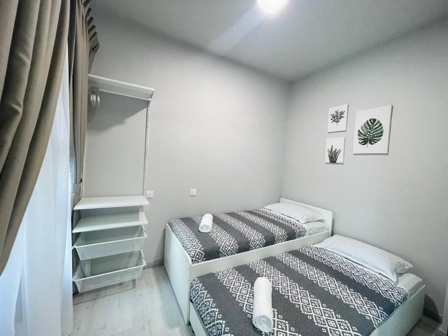 코타키나발루 Jesselton Quay,2Br,4-5Pax,Mountain View 아파트 외부 사진